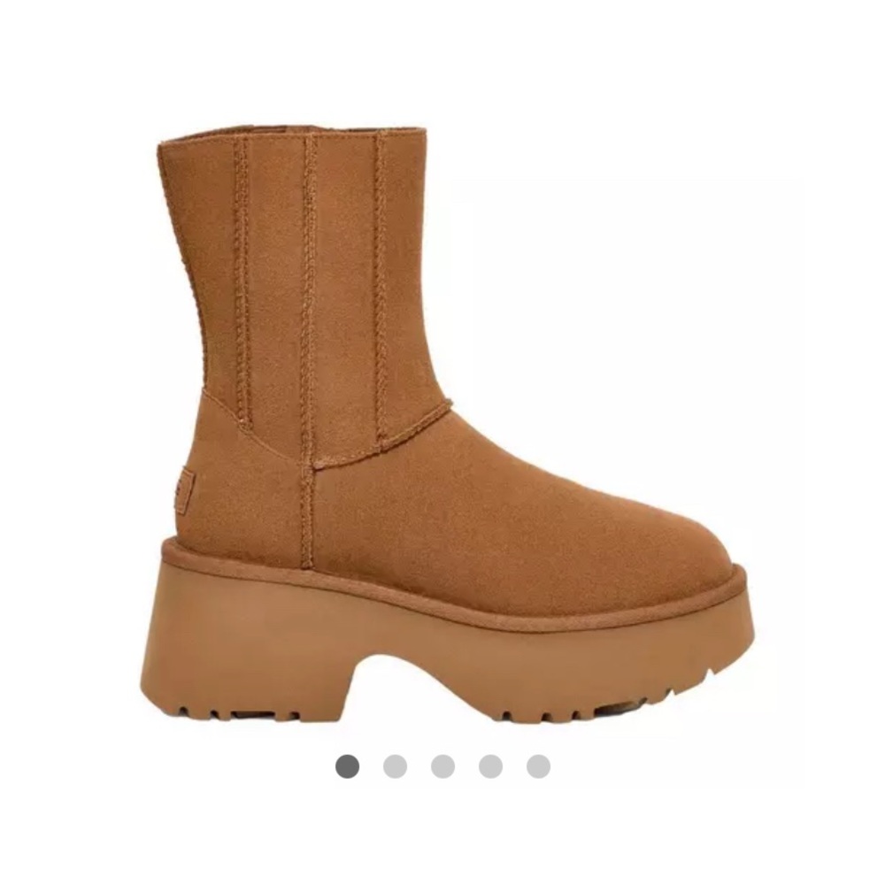 Women's UGG Classic Twin Seam New Heights Boots - Picture 5 of 5